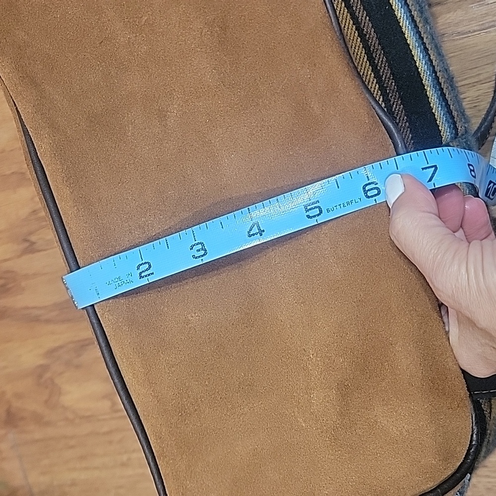 Handmade Leather & Wool Backpack - Picture 13 of 14
